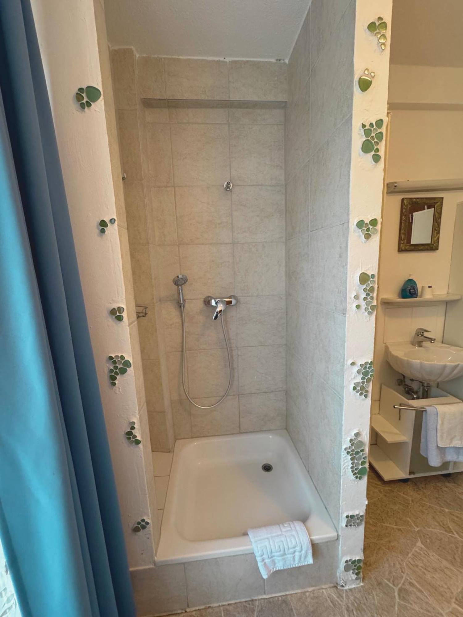 קלן Hostel Heinzelmaennchen מראה חיצוני תמונה