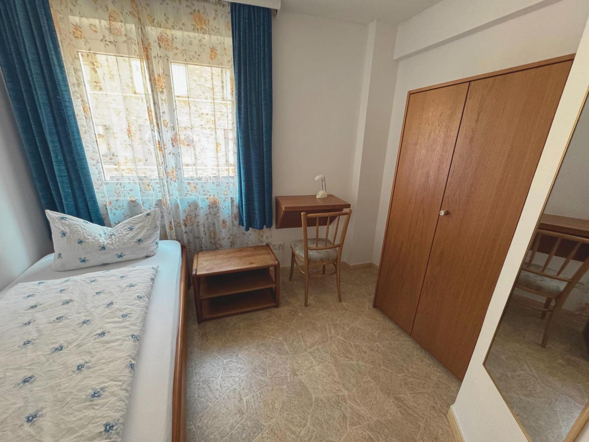 קלן Hostel Heinzelmaennchen מראה חיצוני תמונה