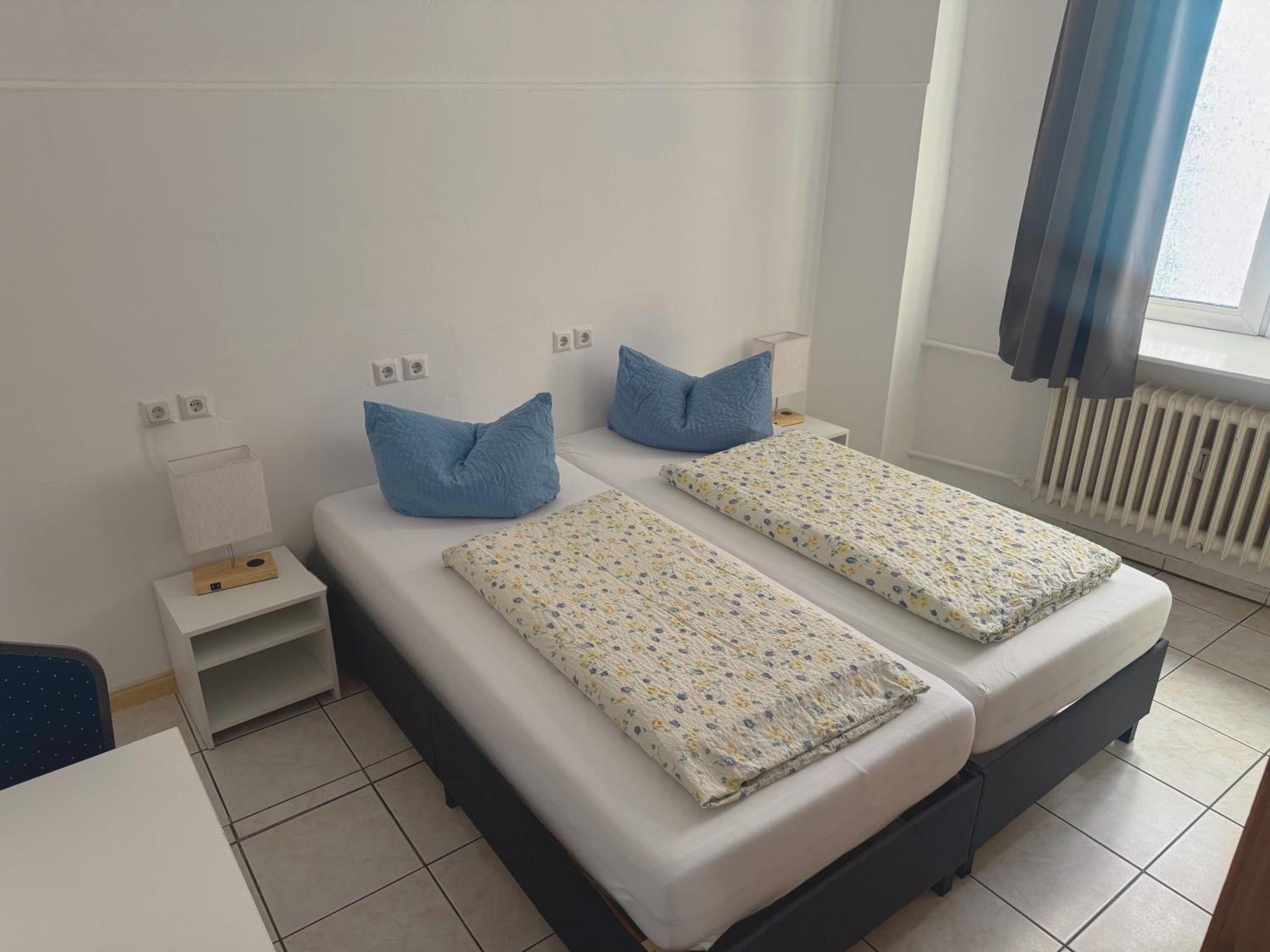 קלן Hostel Heinzelmaennchen מראה חיצוני תמונה
